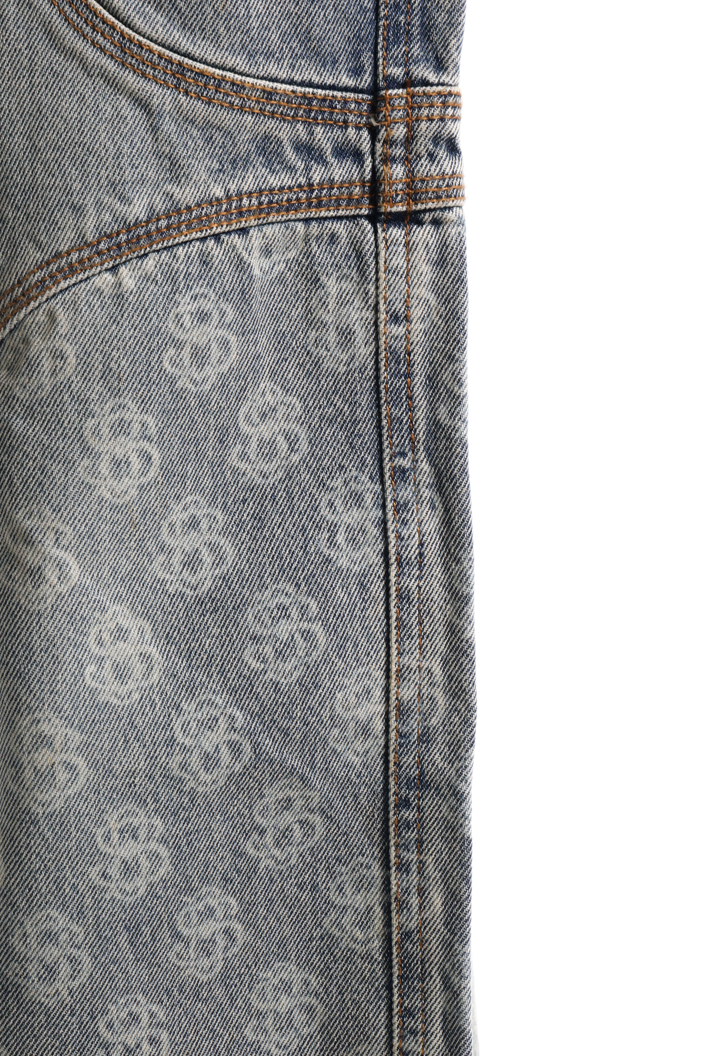 SANDWASH DENIM JEANS